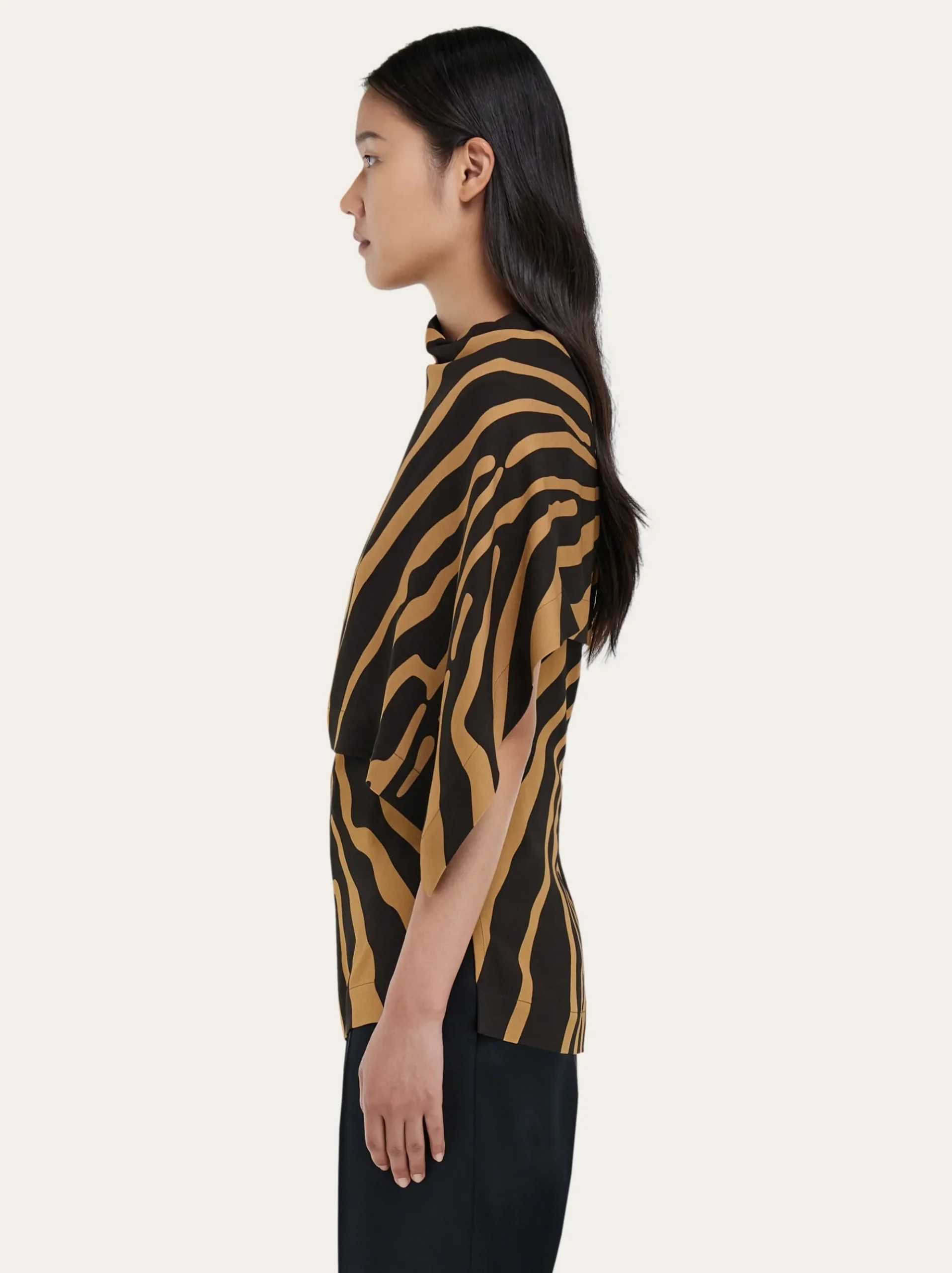 Sleeveless animal print top - Women