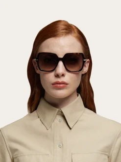 Square frame sunglasses - Women
