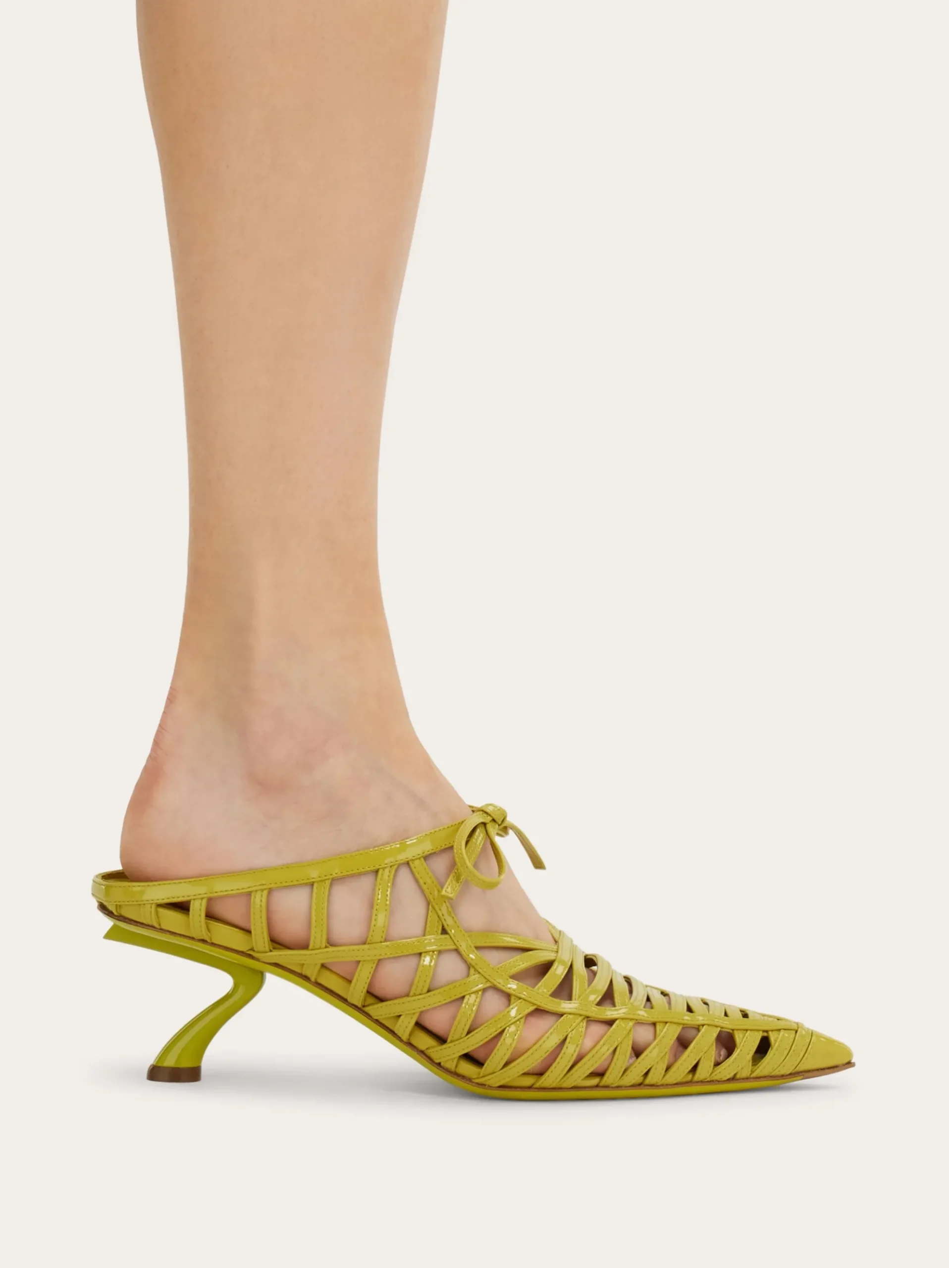 S-shaped heel mule - Women
