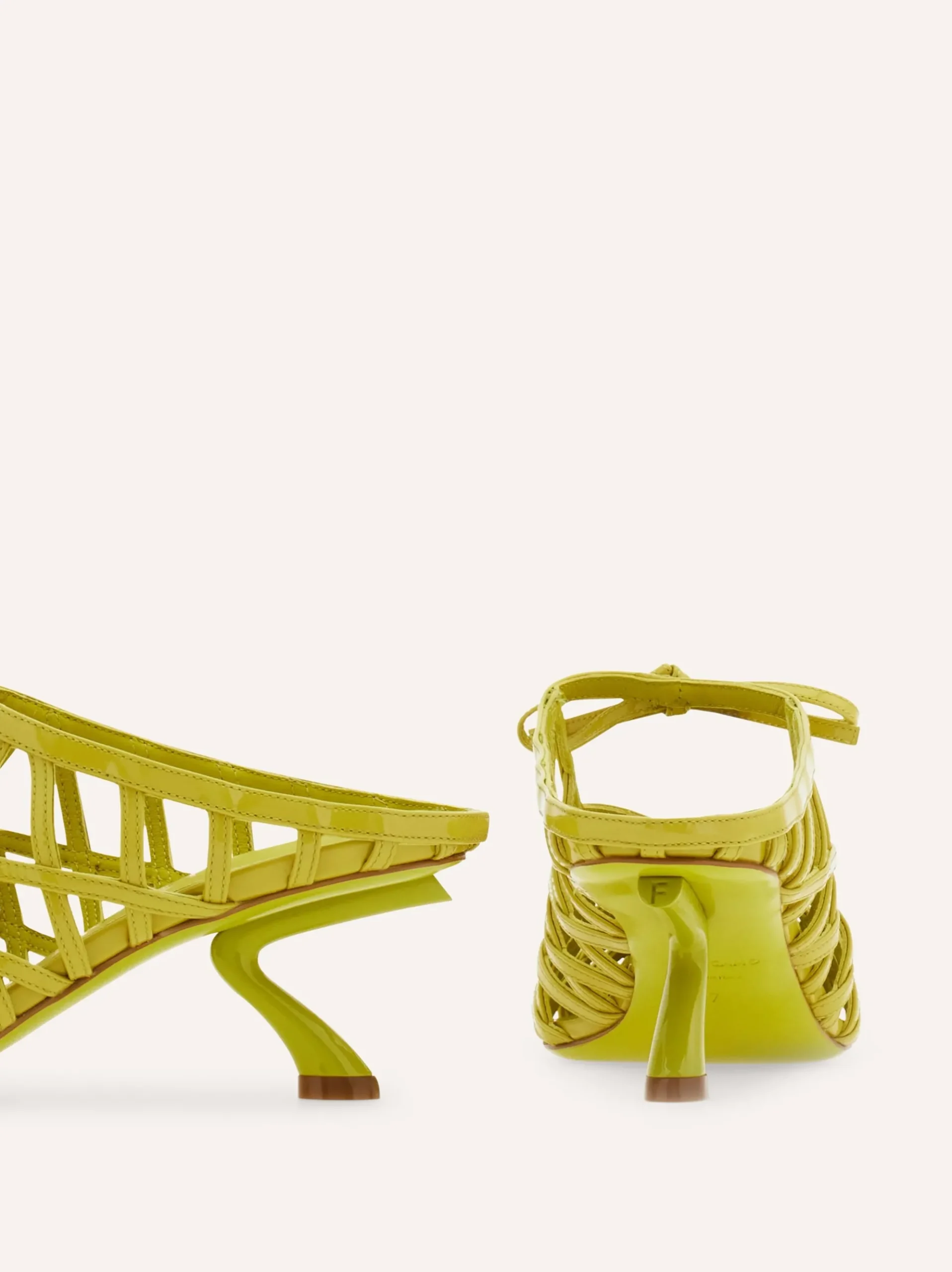 S-shaped heel mule - Women