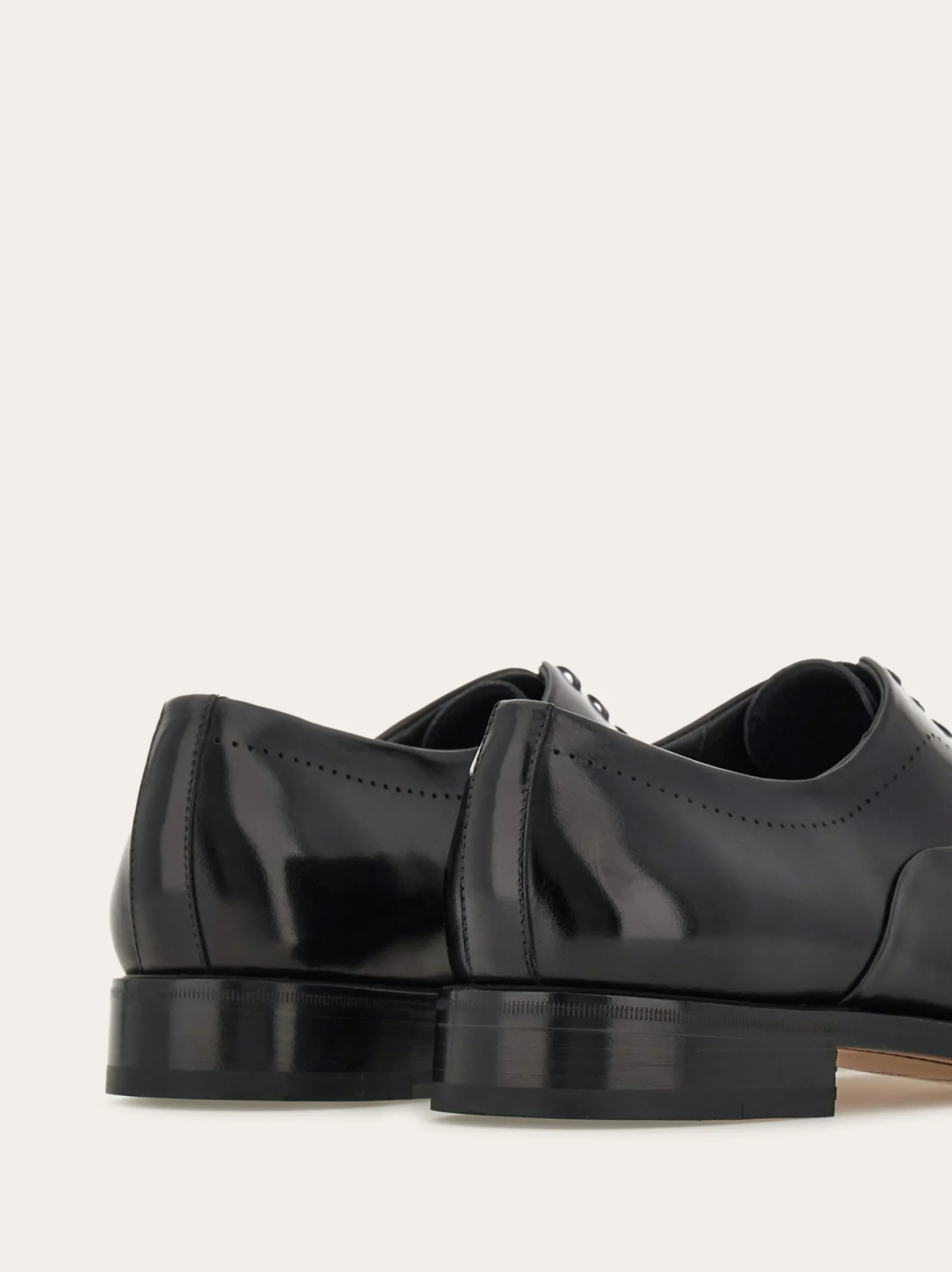 Tramezza Oxford with toe cap - Men