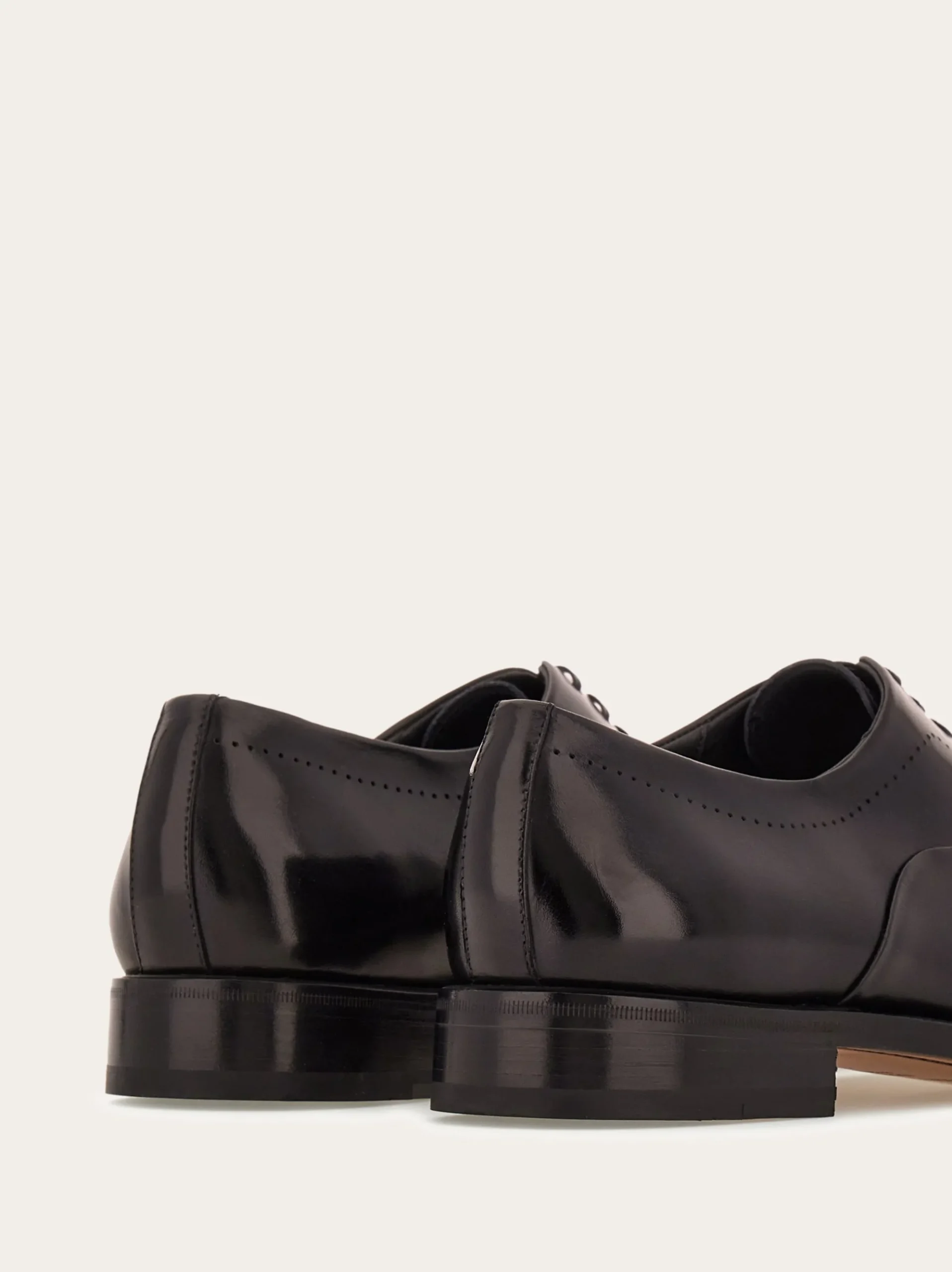 Tramezza Oxford with toe cap - Men
