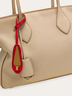 Varina charm - Women