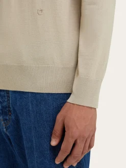V-neck sweater - Men