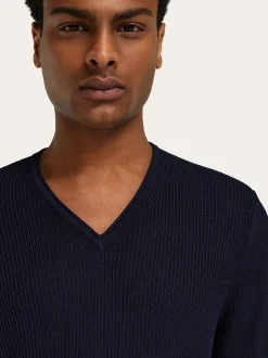 V-neck sweater - Men
