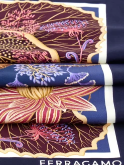 Water lilies print silk scarf - Women
